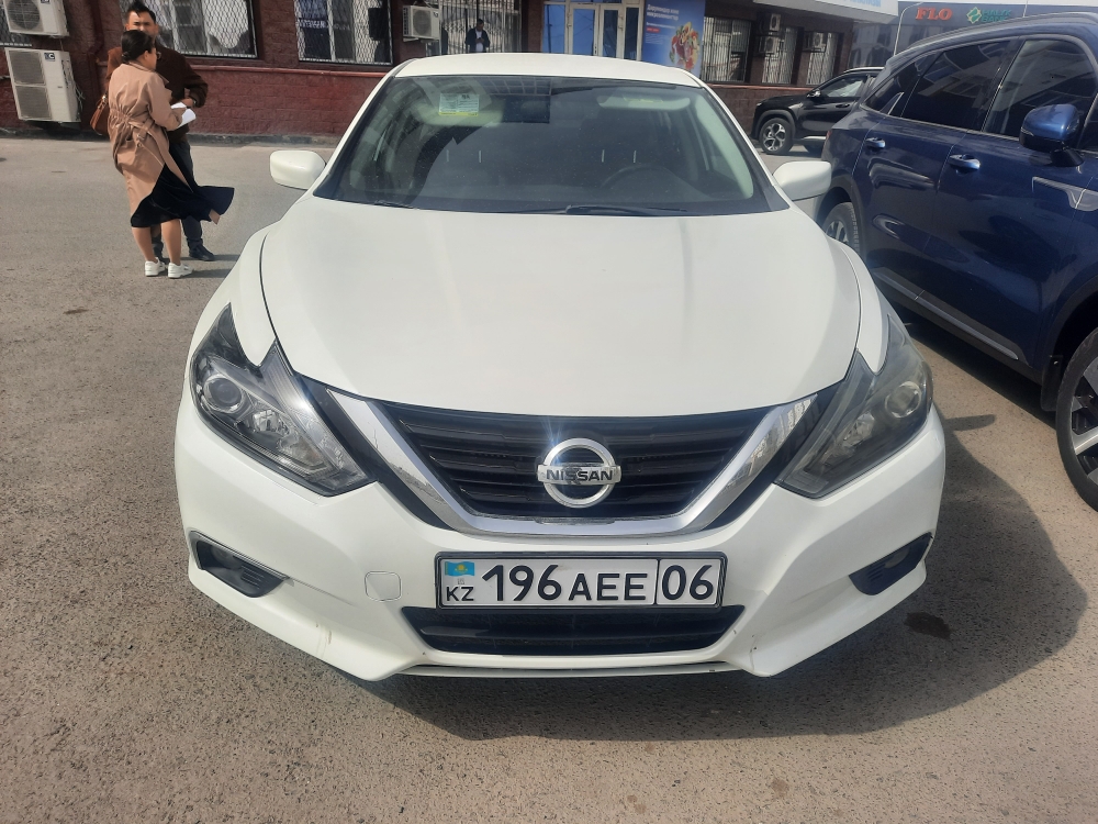 Nissan Altima