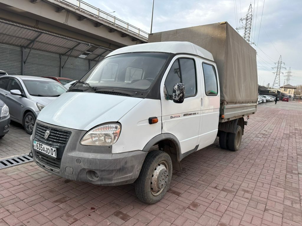 ГАЗ — 330253-750