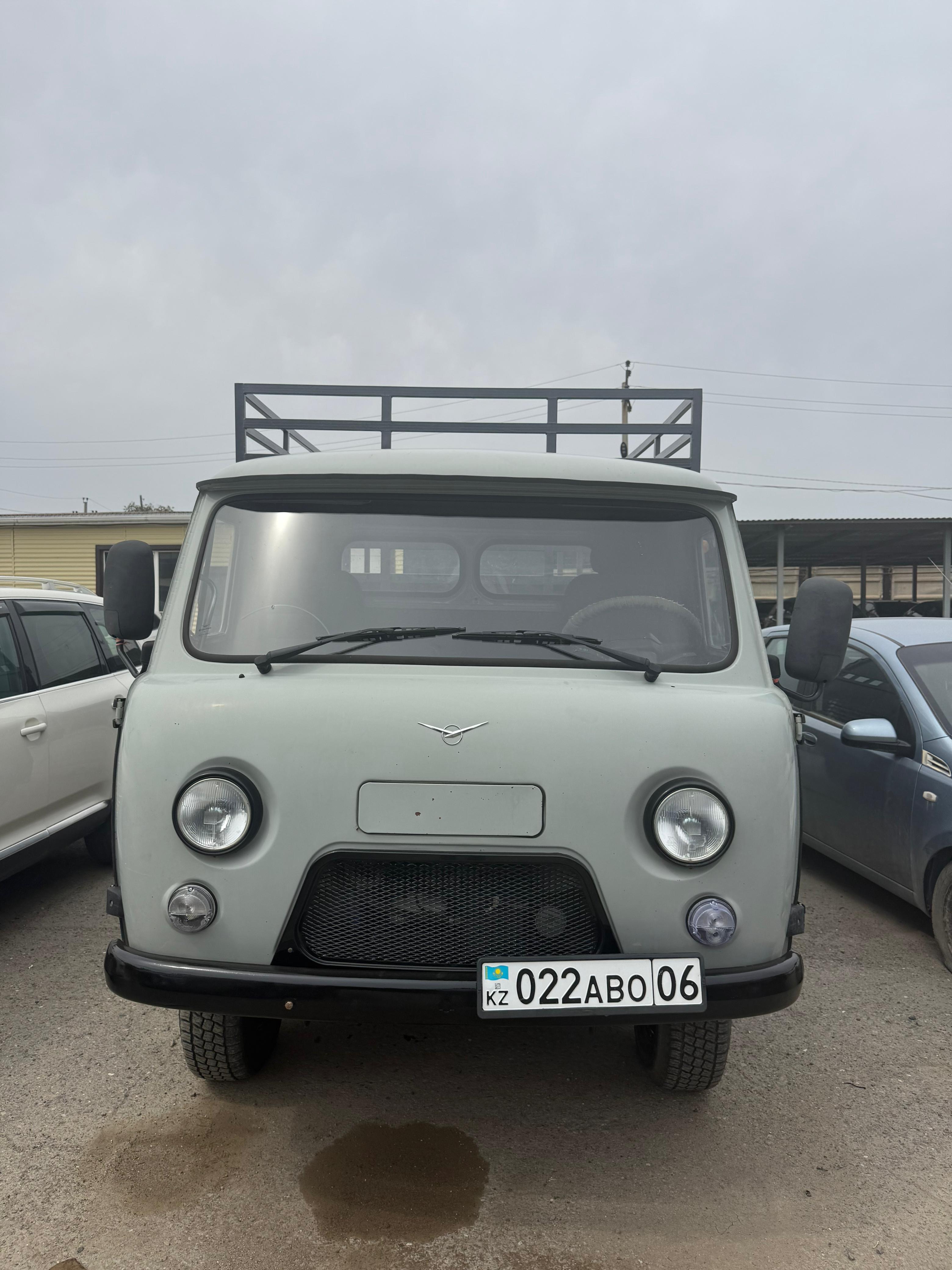 ГАЗ 330232